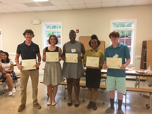 Group shot of students who received the co-op leadership award